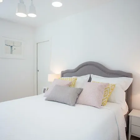 וילה Luxury Villa With Heated Pool Near Beach & Split Kaštela